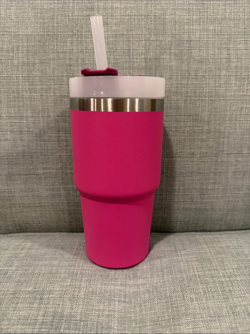 Stanley Hot Pink 20 oz. FlowState insulated tumbler - Picture 3 of 6